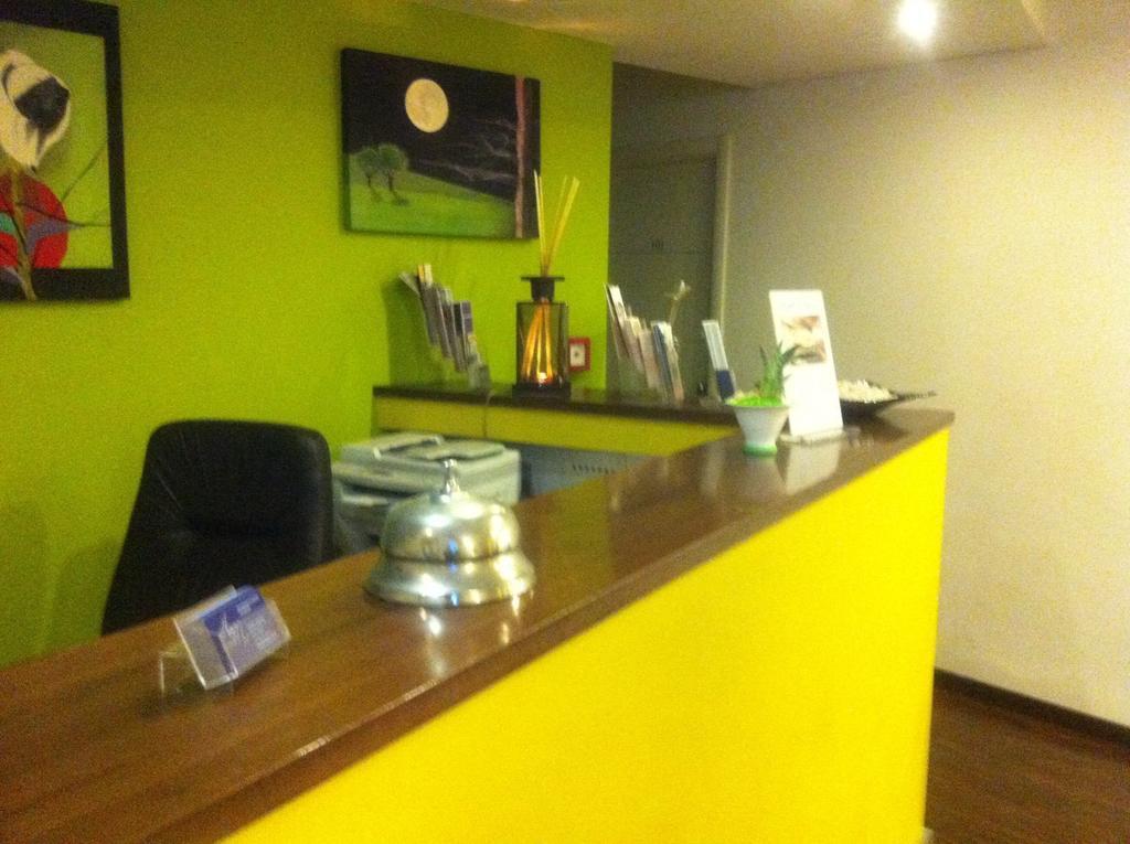 Hotel Milano Ancona Bagian luar foto