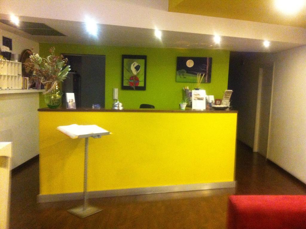 Hotel Milano Ancona Bagian luar foto
